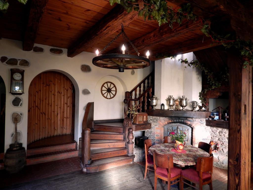 Hôtel Pie Veca Kaleja à Daugavpils Extérieur photo